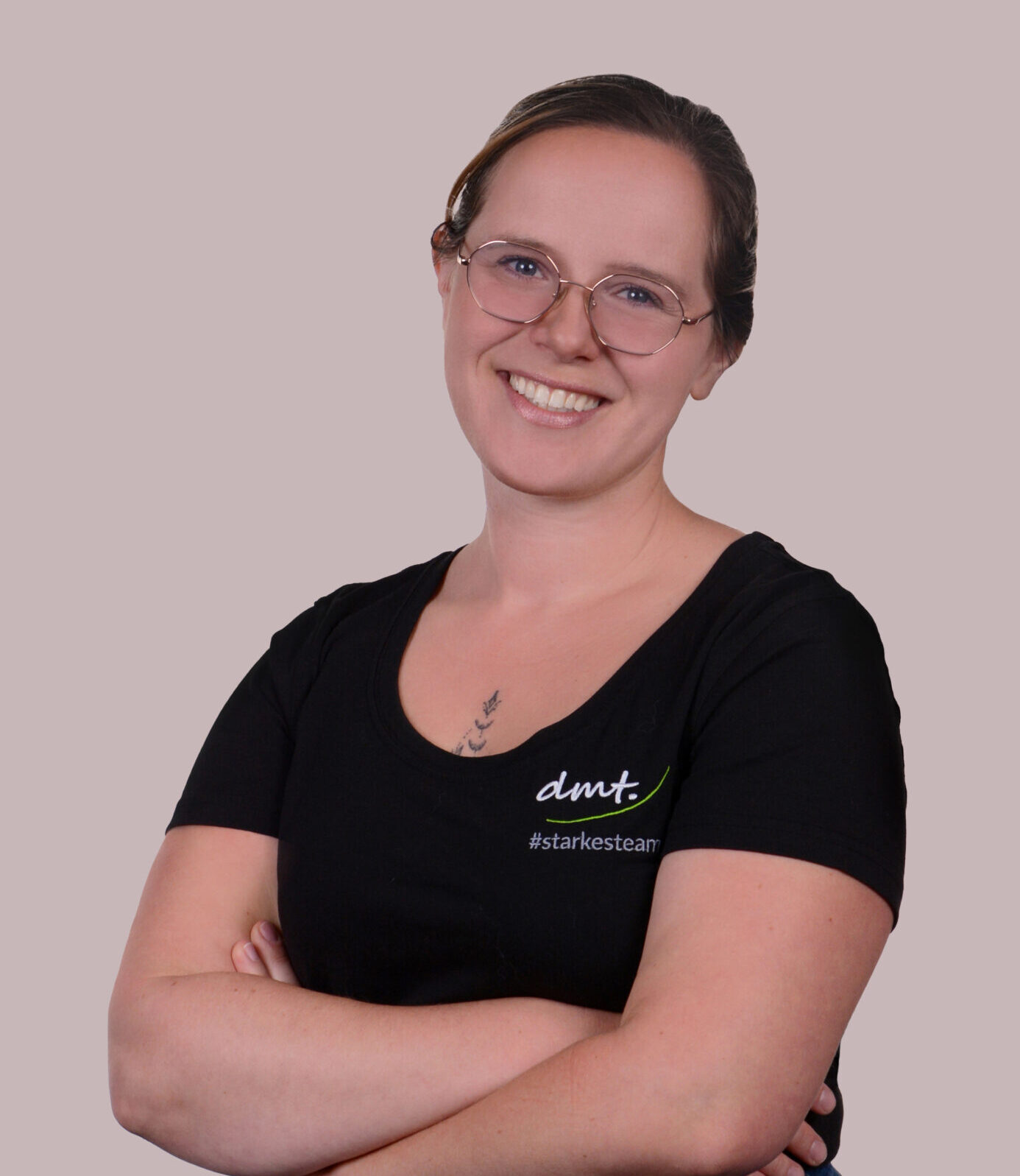 Auf dem Bild ist Jessica Schwindt zu sehen. Logopädin in Euskirchen.
