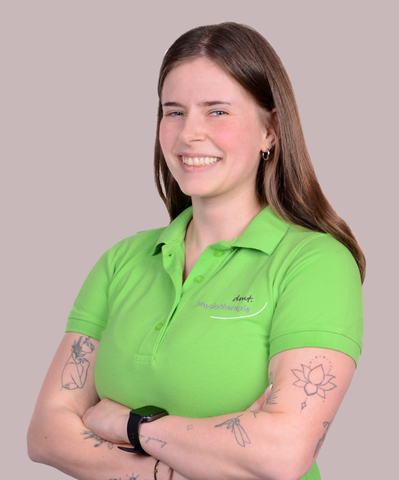 Bild zeigt Carolin Möseler. Verwaltungskraft bei der dmt. Therapie+ in Euskirchen.